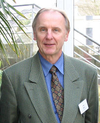 foto uwe genz.jpg